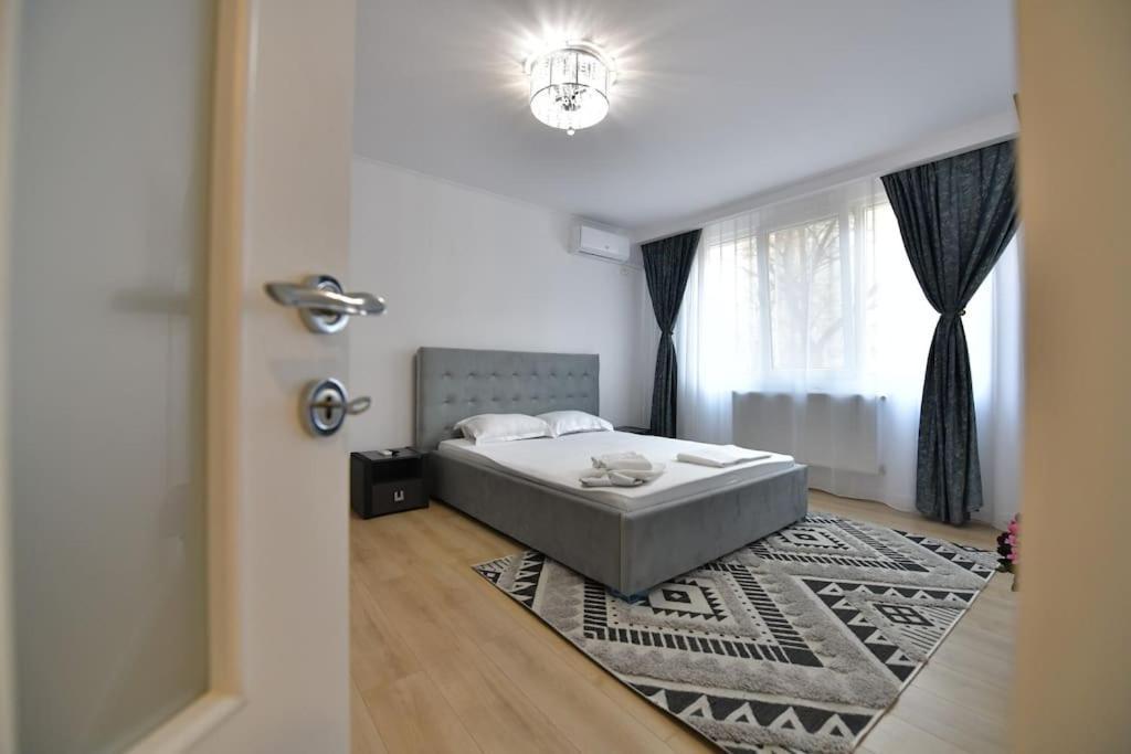 Luxury Studio / M Romancierilor Bucarest Extérieur photo
